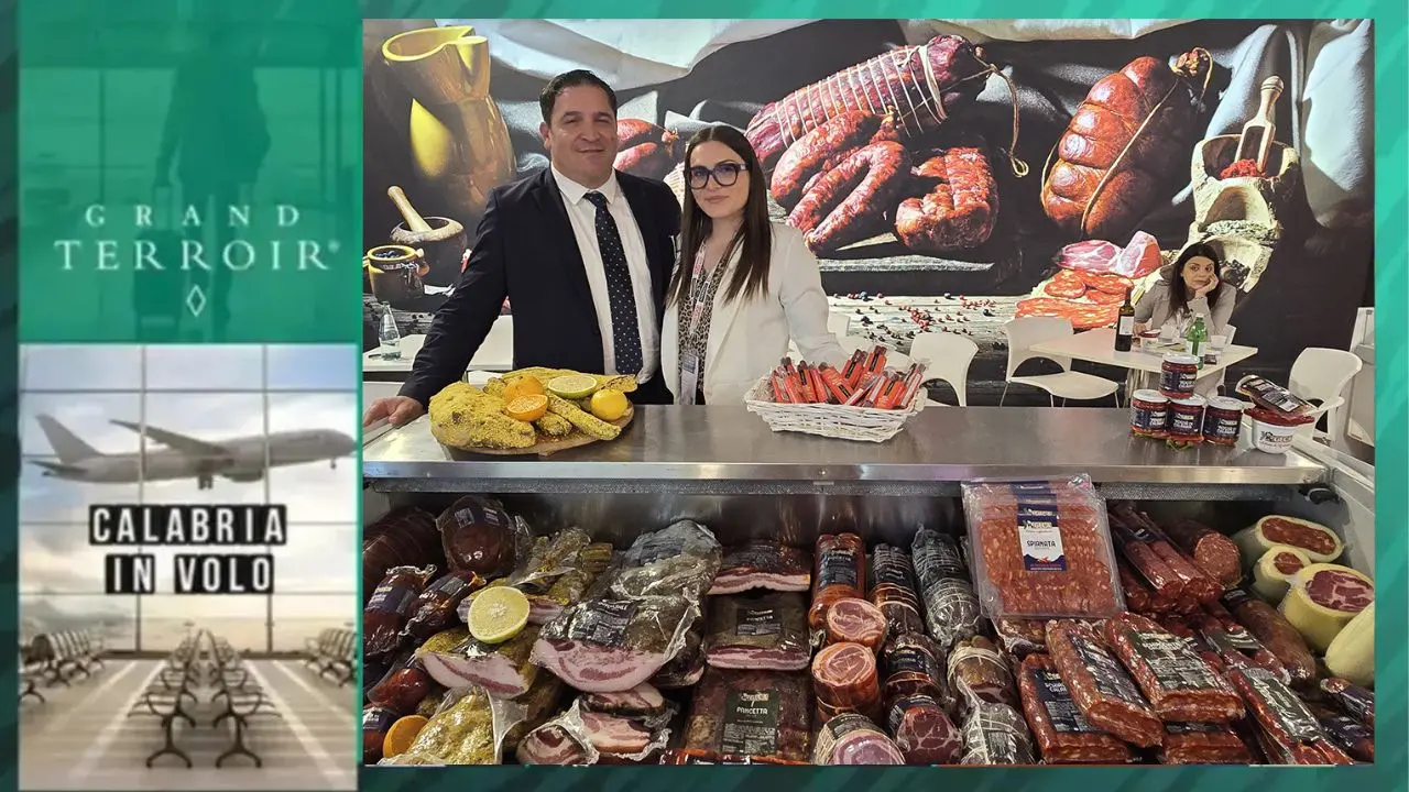 Salumi fra tradizione e innovazione a Tuttofood Milano: oggi su LaC Tv Giovanni Pontieri ospite di Calabria in Volo\n