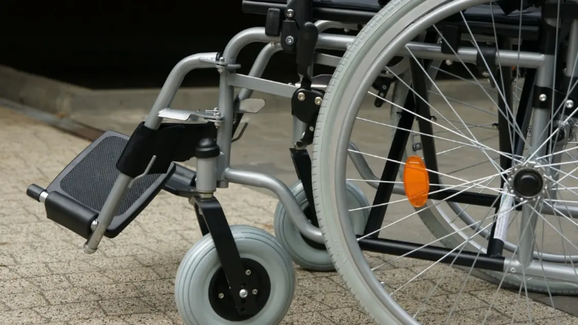 In Calabria pratiche d’invalidità ferme da mesi, la denuncia: «La riforma penalizza malati di tumore e disabili gravi»\n