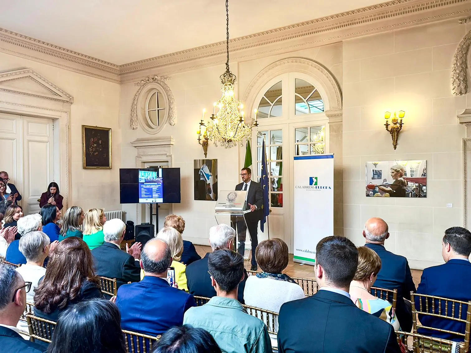 A Bruxelles\u00A0l’associazione Calabresi in Europa mette in mostra le eccellenze enogastronomiche regionali\n