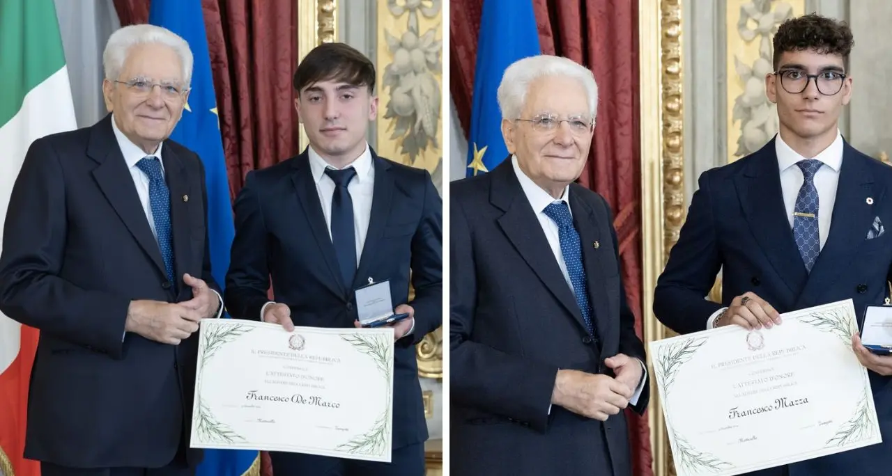 I due calabresi alfieri della Repubblica premiati da Mattarella: «Che emozione stringere la mano del presidente»