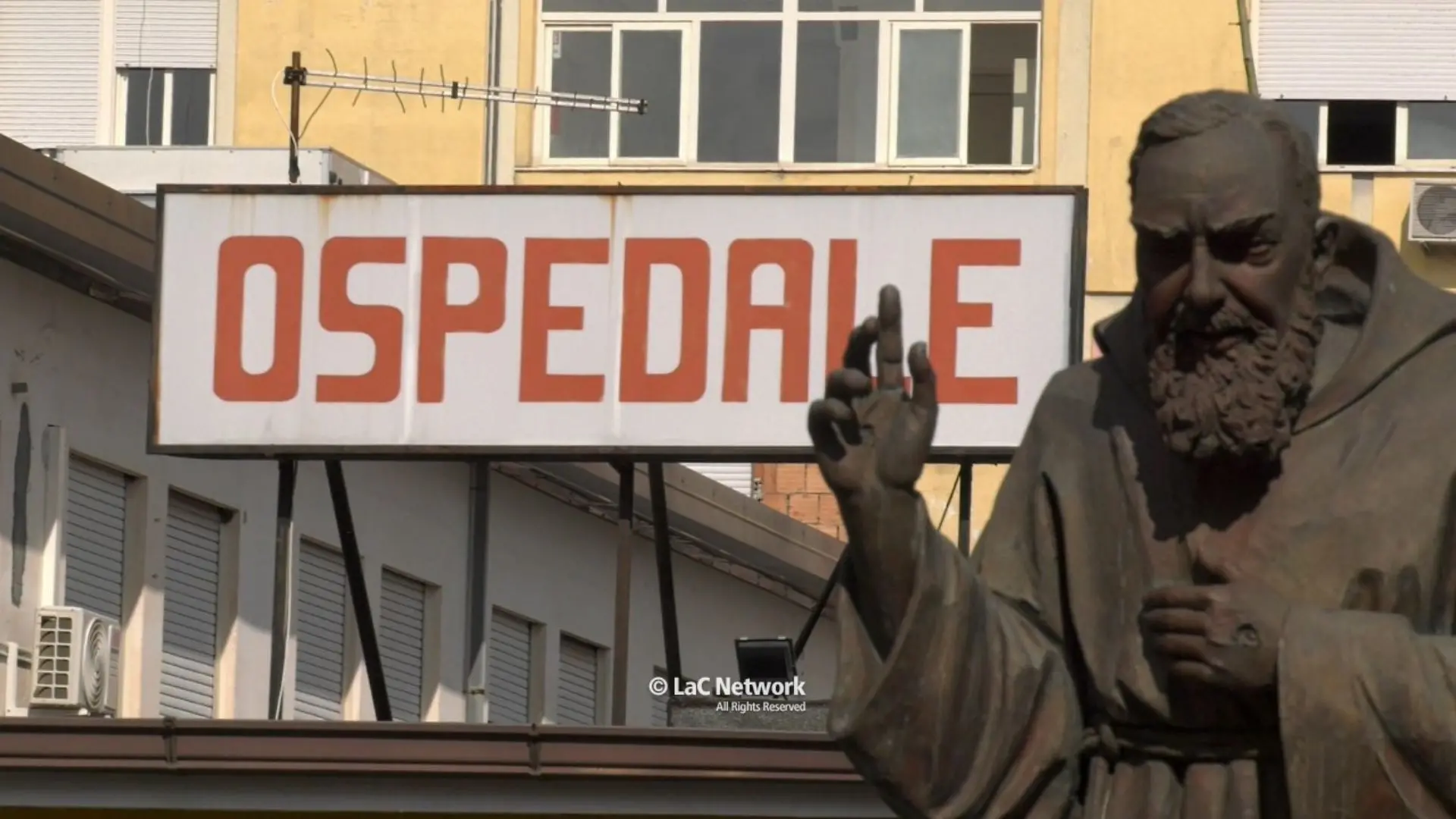 <p>L&#39;ospedale Jazzolino di Vibo Valentia</p>\\n