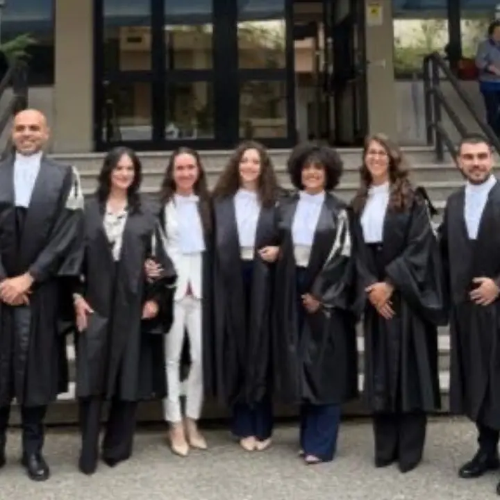 Catanzaro, sette nuovi magistrati ordinari in tirocinio hanno giurato in Tribunale\n
