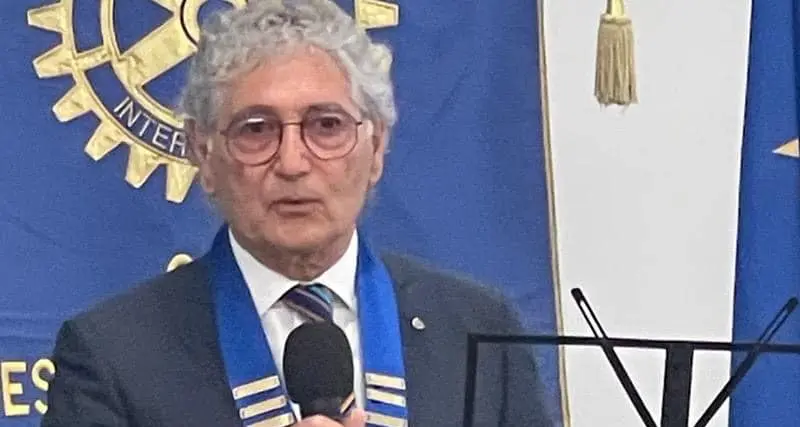 Dal Rotary una borsa di studio per premiare il merito e investire sul futuro: cerimonia a Cosenza\n