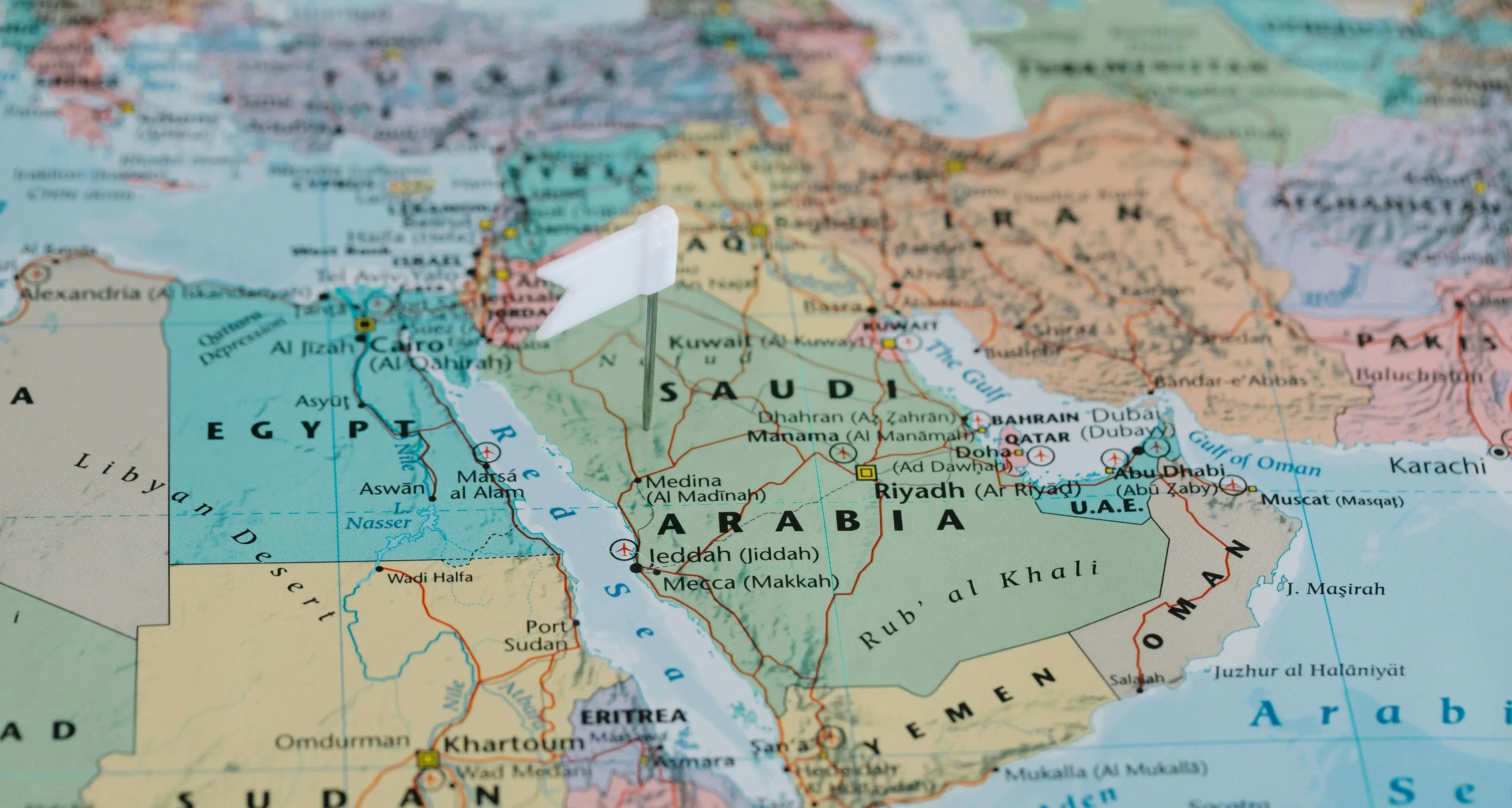 In Arabia Saudita\u00A0una partita a scacchi da un trilione di dollari. In primo piano AI, armi e superpotenze digitali\n