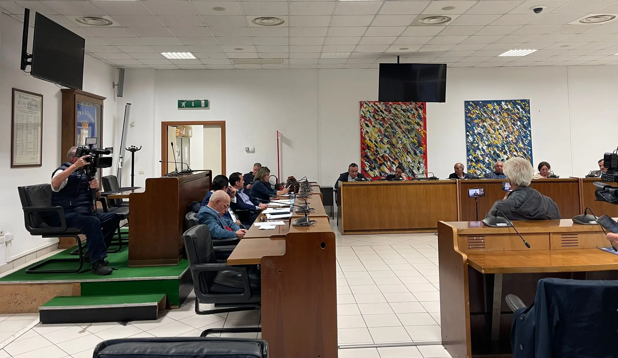 Guardie mediche chiuse e cittadini costretti a macinare chilometri, i sindaci della\u00A0Locride: «Servono soluzioni concrete»