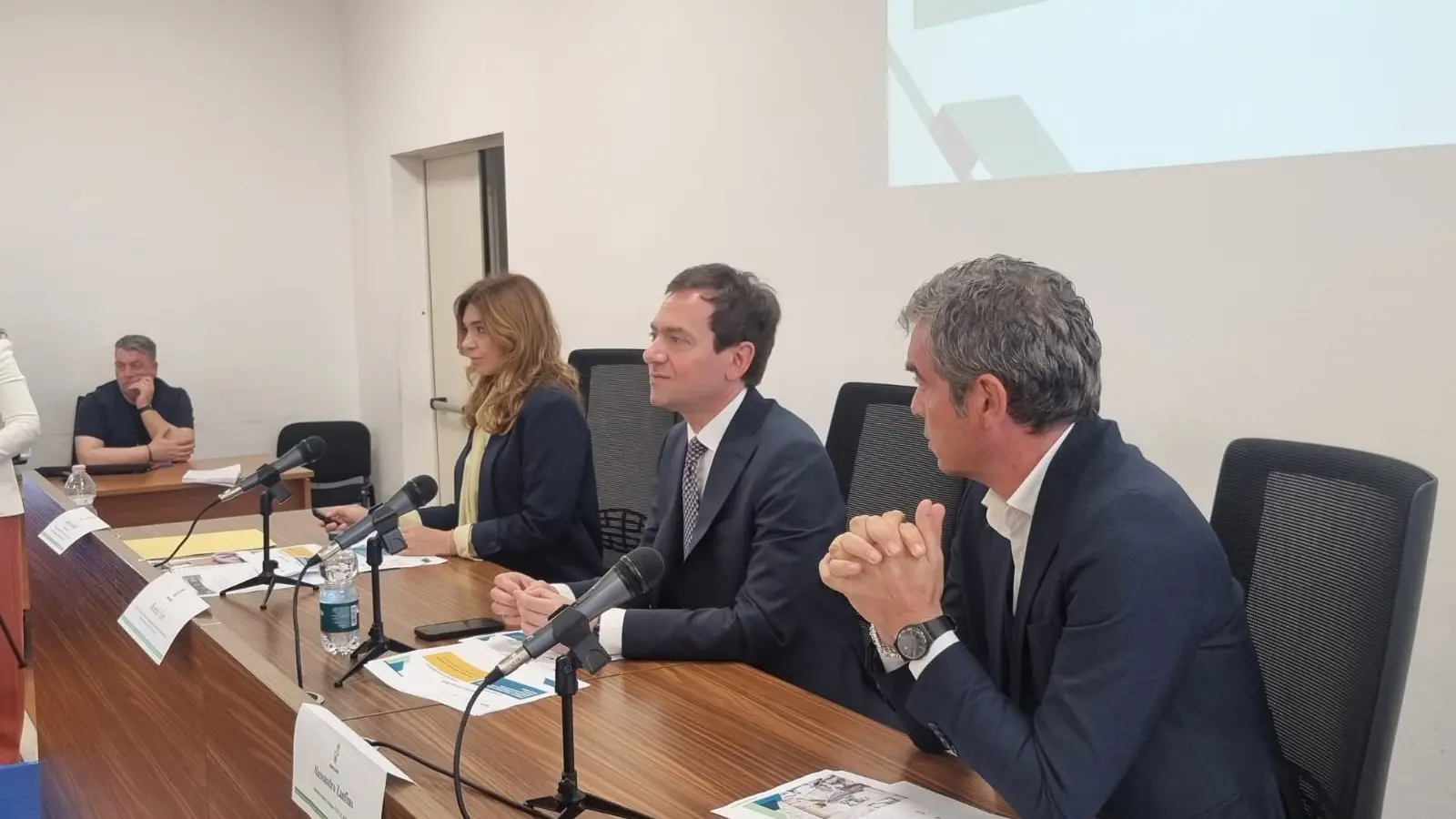 Calabria, in arrivo nuovi incentivi per le imprese. Varì: «40 milioni di euro per attrarre investimenti»\n
