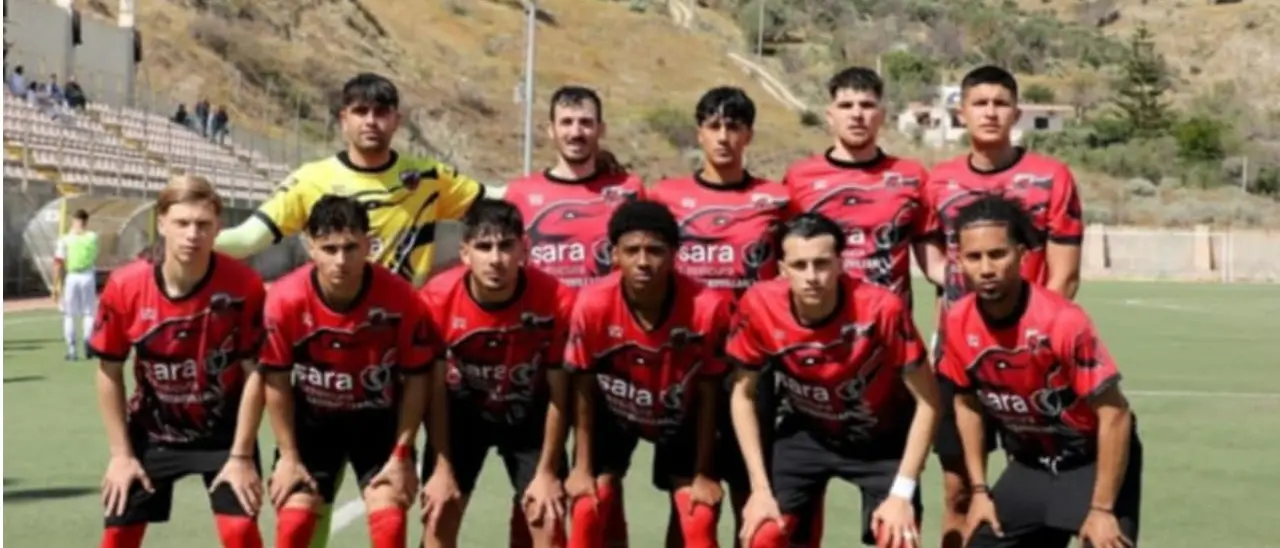 Eccellenza, oltre al danno anche la beffa per il Castrovillari: respinto il ricorso. La finale play out si giocherà in casa dell'Ardore\n