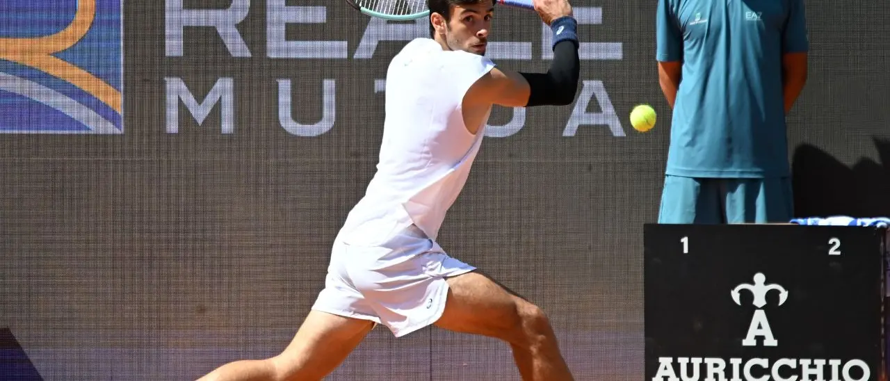 Tennis, si ferma la corsa di Musetti agli Internazionali d’Italia: in finale va Alcaraz\n