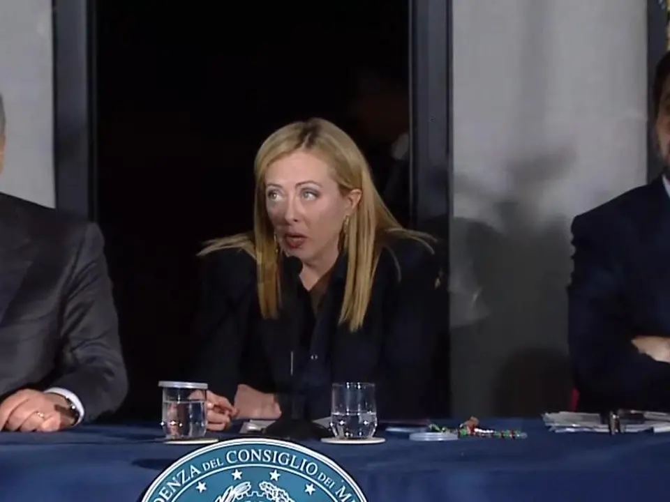 Strage di Cutro, processo vietato ai familiari delle vittime: un (altro) atto di inumanità del Governo