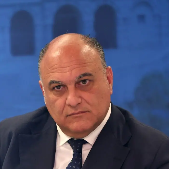 Tirocinanti Calabria, per gli over 60 un sostegno economico\u00A0di 631 euro al mese fino alla pensione\u00A0\n