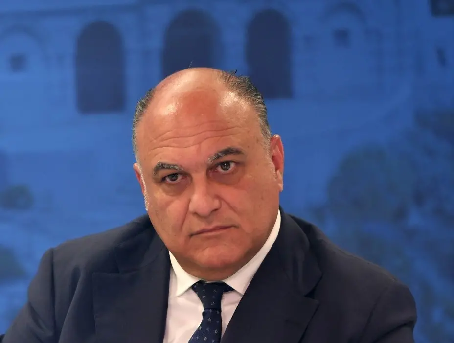 Tirocinanti Calabria, per gli over 60 un sostegno economico\u00A0di 631 euro al mese fino alla pensione\u00A0\n