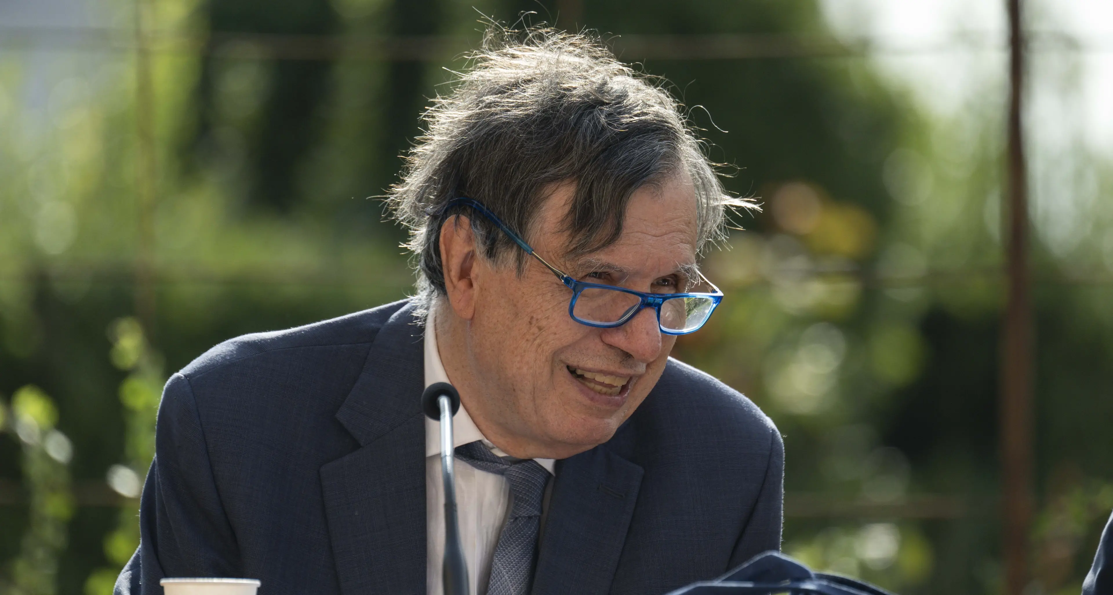 Giorgio Parisi promuove con riserva l’IA: «È\u00A0molto migliorata ma non può inventare il futuro»\n