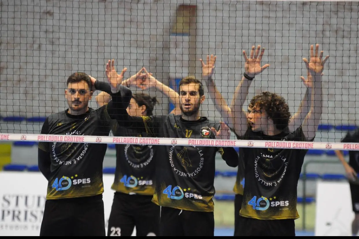 Volley Calabria, Praia in visibilio: attende il pass per la promozione in Serie B in campo maschile\n