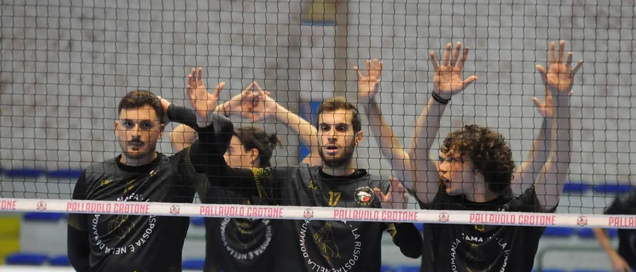 Volley Calabria, Praia in visibilio: attende il pass per la promozione in Serie B in campo maschile\n