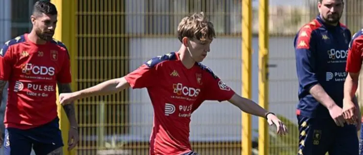 Il Genoa convoca Roberto Scaglione: il 15enne \"calabrese\" può diventare il più giovane esordiente in Serie A\n