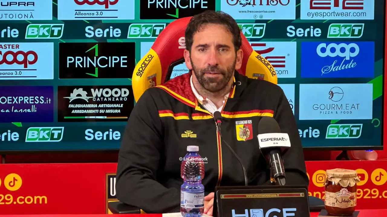 Il Catanzaro batte il Cesena e vola in semifinale playoff, Caserta: «Andiamo avanti,\u00A0sognare non costa nulla»\n