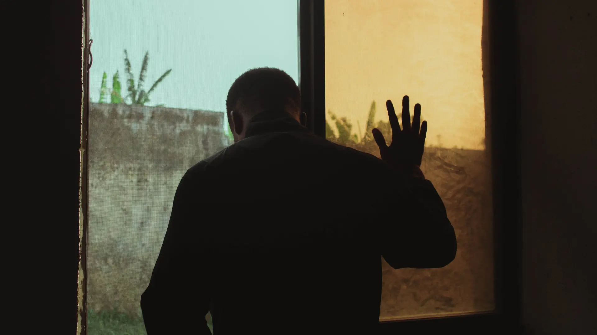 «Sara, ti ho amato ma non ho saputo dirtelo e così sono diventato un’ombra»\n