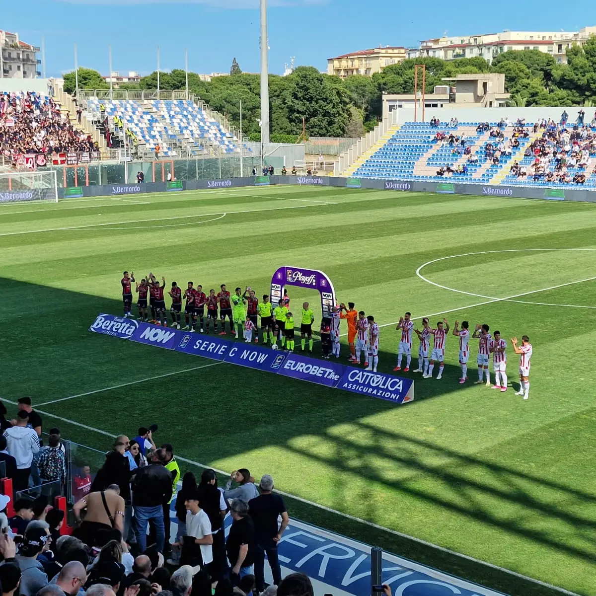 Serie C, il Crotone perde l’andata dei play-off: allo Scida il Vicenza ipoteca la semifinale, finale 1-2\n