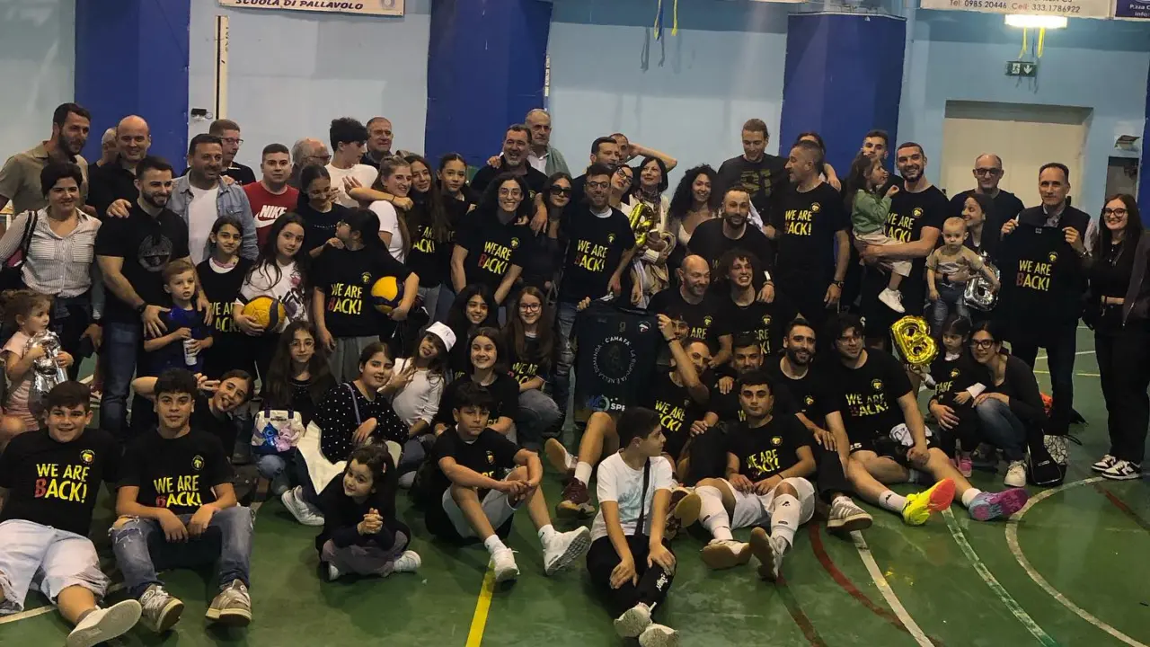 Volley, è festa per la Spes Praia: promossa in Serie B! I tirrenici vincono il massimo torneo calabrese\n