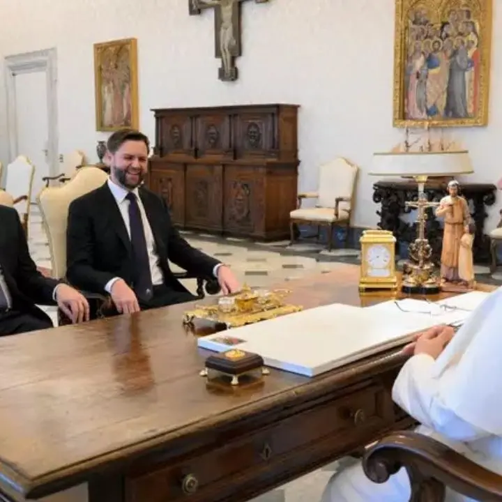 Il Papa: «È il tempo di costruire ponti». Vede Vance, tra i temi il rispetto dei diritti umanitari\n