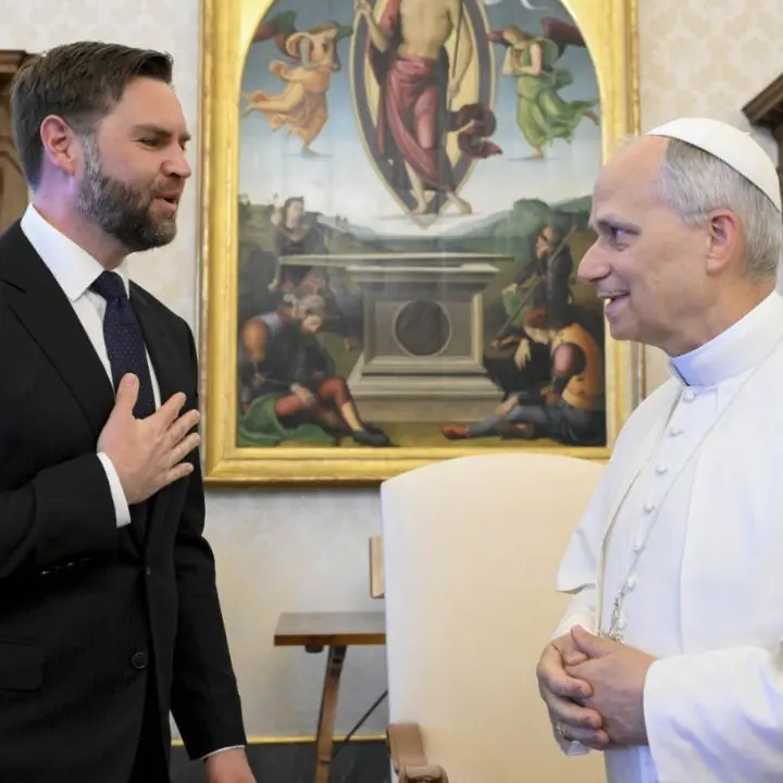 Leone XIV incontra Vance in Vaticano. Trump lo invita alla Casa Bianca\n