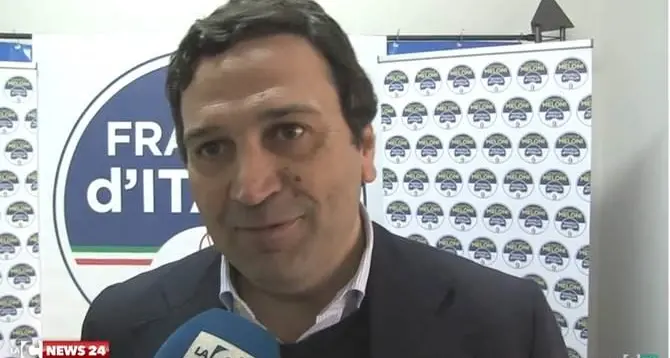 «Da Greco pettegolezzi da bar, Principe&Co sono nervosi: temono di perdere», la versione di Orsomarso (Fdi) su Rende\n