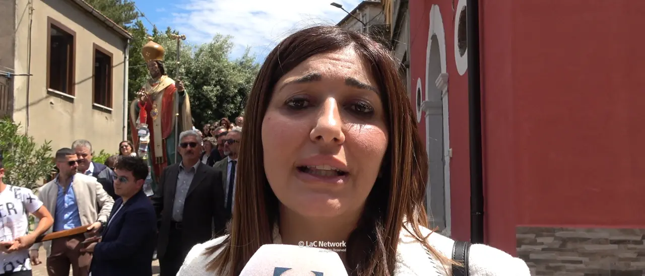 Patto di amicizia\u00A0tra Comuni arbereshe, De Francesco: «Valorizziamo le radici per costruire il futuro della Calabria»\n