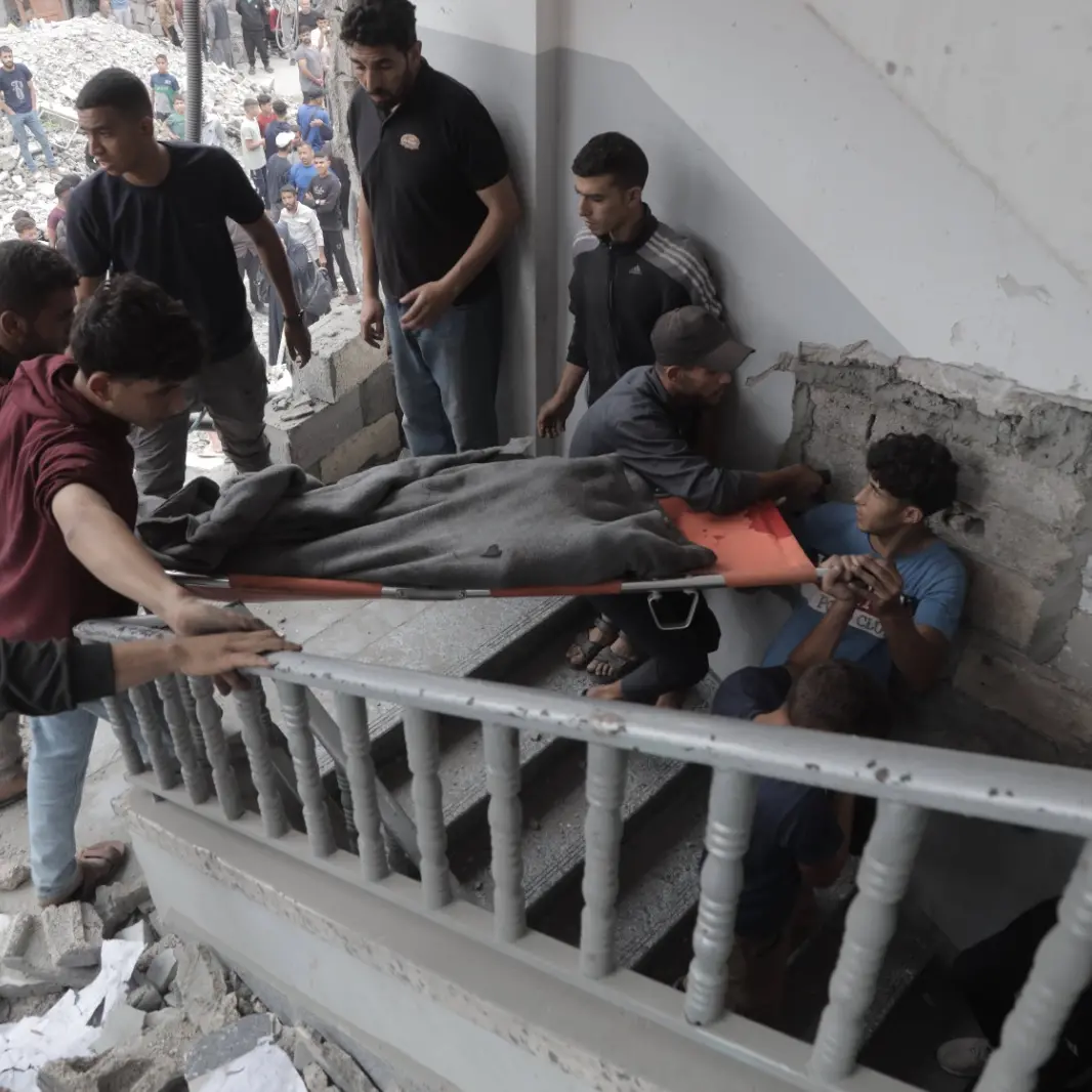Migliaia di bambini morti a Gaza,\u00A0Papa Leone: «Costruiamo\u00A0ponti dove ora ci sono solo crateri, ferite e\u00A0rovine»\n