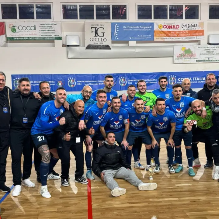 Futsal, il Cetraro rappresenterà la Calabria nei play off nazionali. Il vice presidente Imperatore: «Vogliamo scrivere la storia»\n