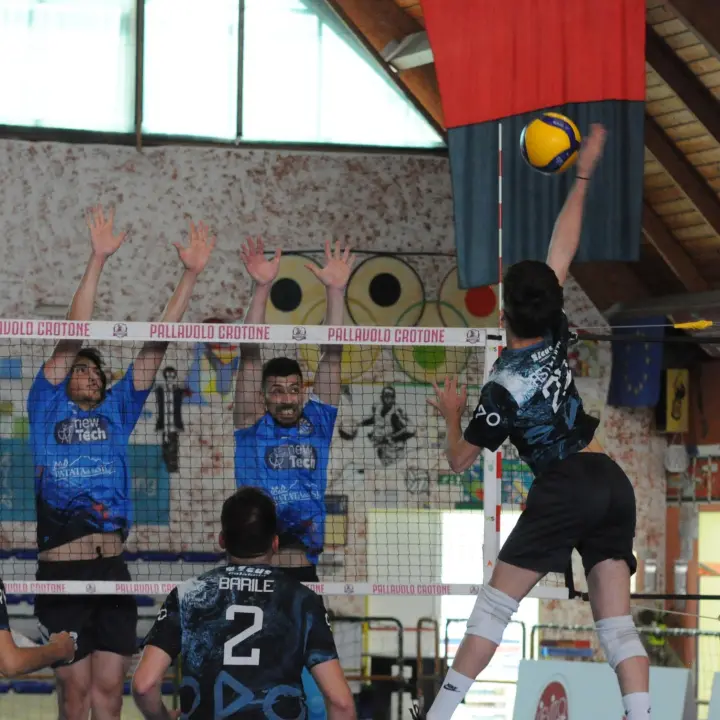 Volley Calabria, Iannace valuta il bicchiere mezzo pieno: «La Milani Rende ha giocato un buon torneo in Serie C»\n
