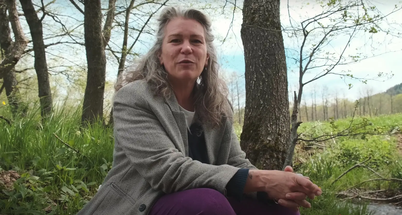 Vive da sola tra le montagne calabresi, la scelta di Chiara: «Perché la\u00A0Sila? Qui sto benissimo»\n