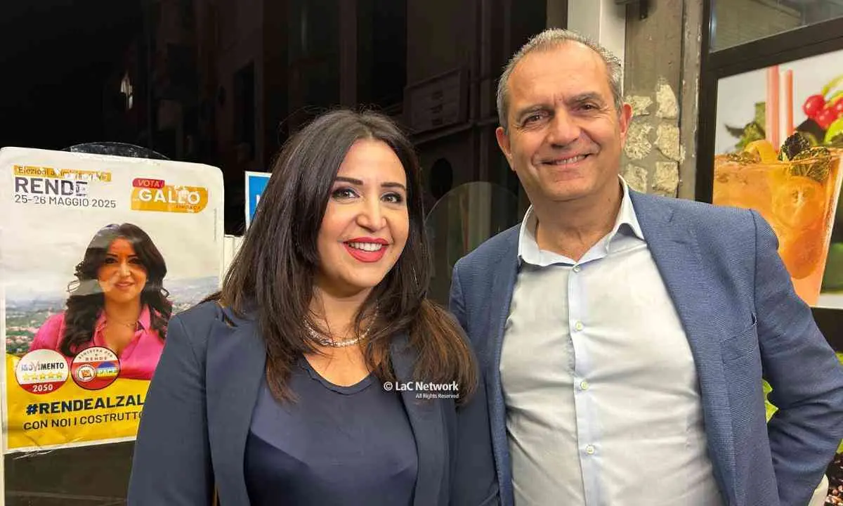 De Magistris a Rende: «La Calabria è nel mio cuore, il cambiamento si costruisce con l’opposizione sociale»\n
