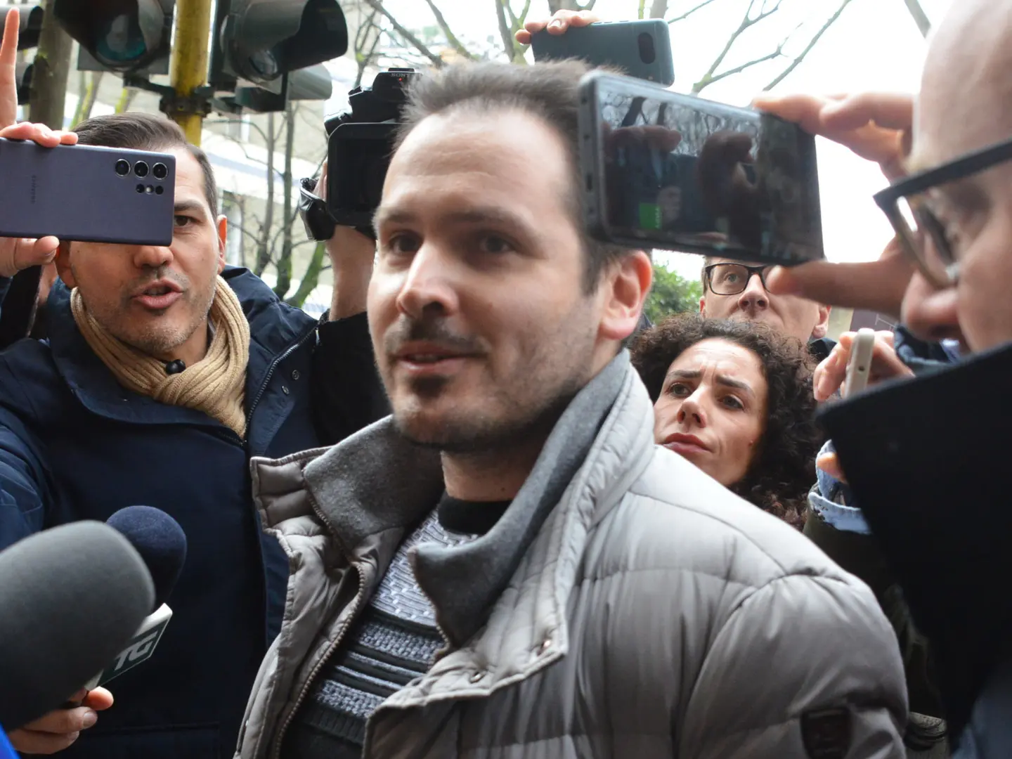 Delitto di Garlasco: Stasi in Procura a Pavia, Sempio non si presenta all’interrogatorio. Sentito anche il fratello di Chiara Poggi