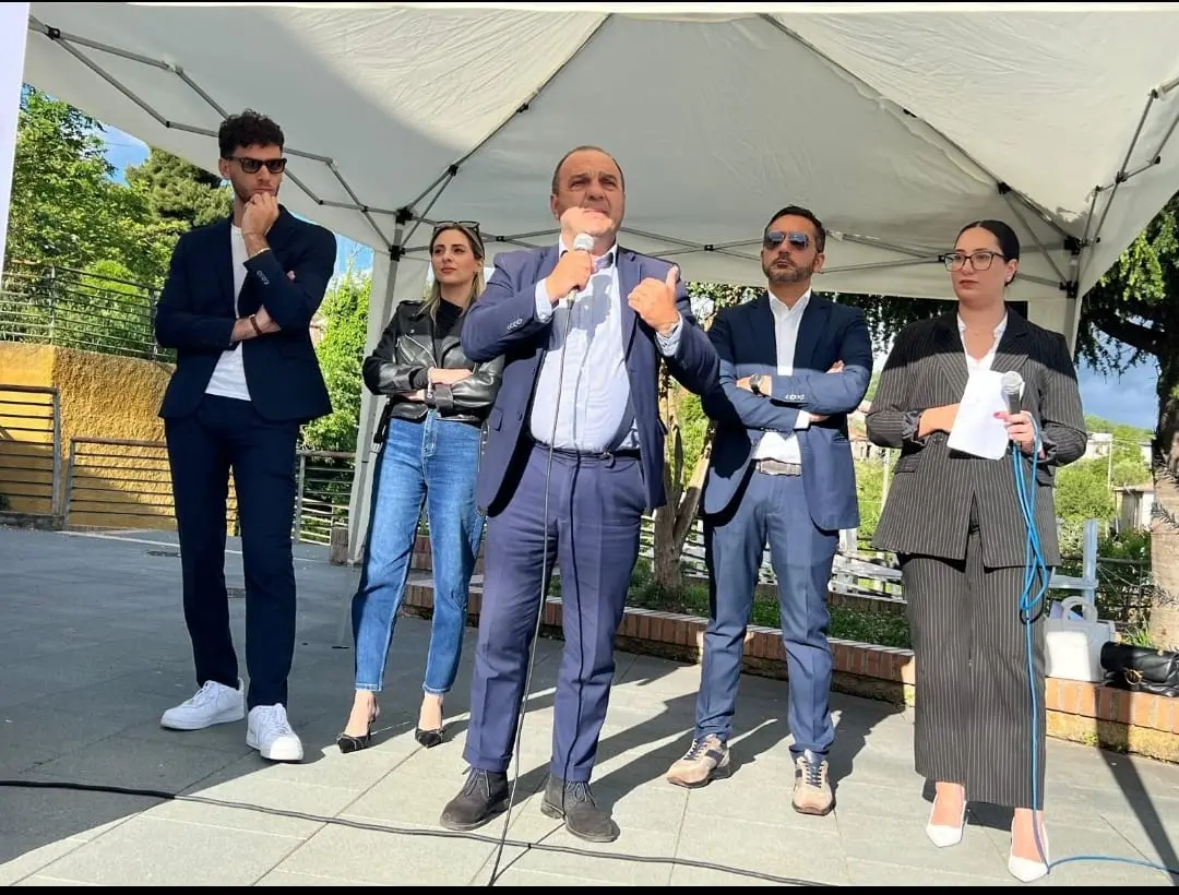 Lamezia, per Talerico nella coalizione di Bevilacqua «quattro scappati di casa». La replica: «Paura di perdere»\n
