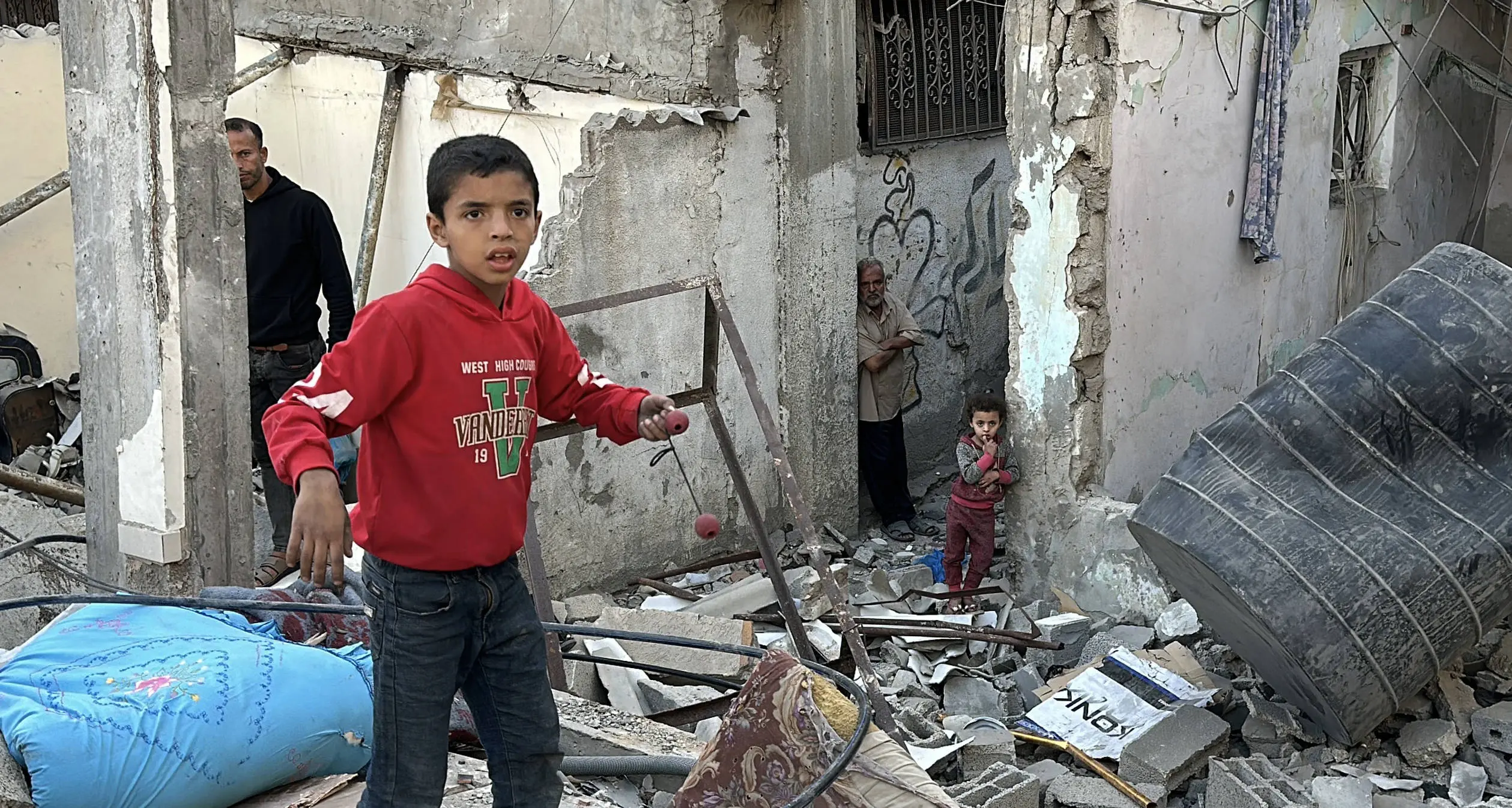 «Venite a Gaza e poi parlate di neutralità»: l’appello straziante del cardinale Pizzaballa\n