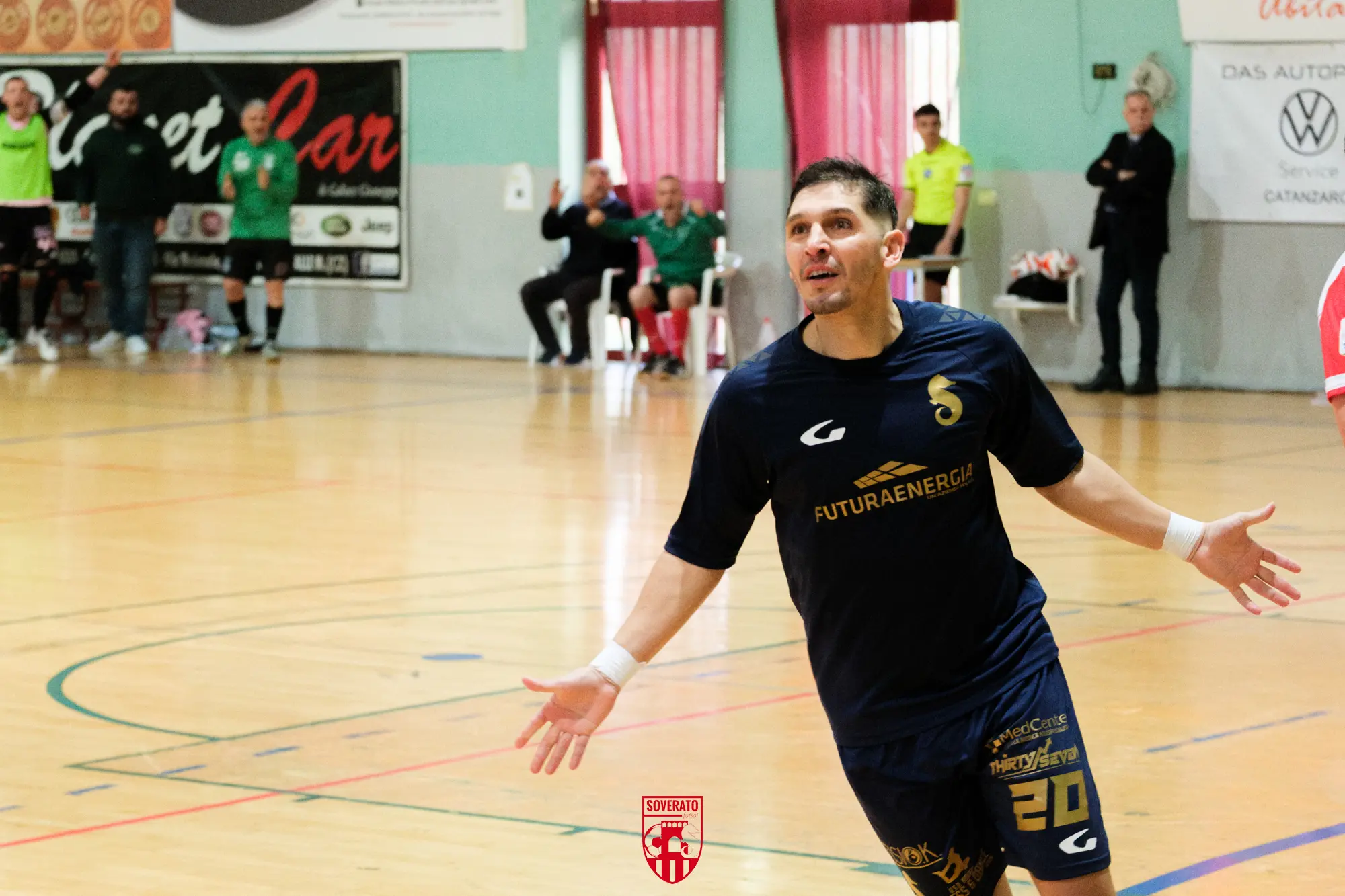 Calcio a 5, il Soverato Futsal riparte da Juninho: l’allenatore guiderà i biancorossi nella prima\u00A0storica stagione in Serie A2 Élite\n