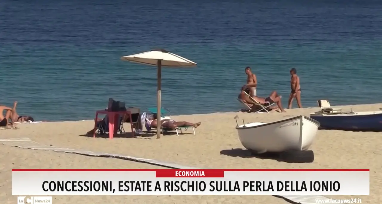 Concessioni, estate a rischio sulla perla dello Ionio