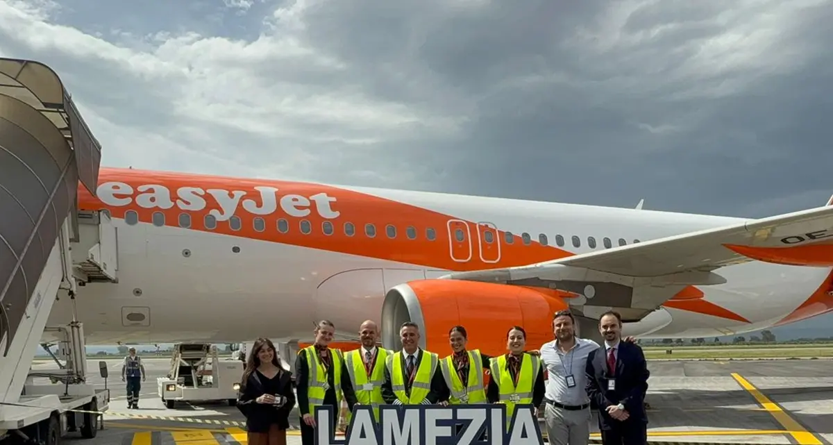 Mobilità, easyJet inaugura il nuovo\u00A0collegamento Lamezia Terme-Parigi Orly