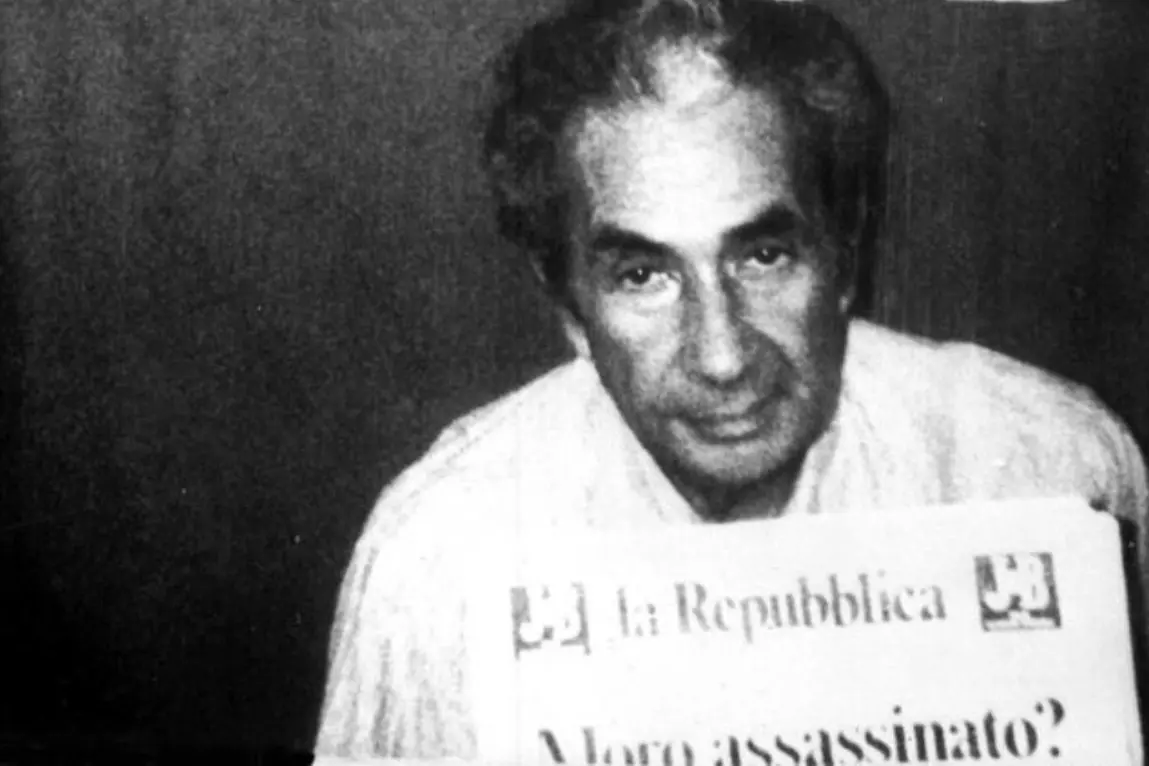 Aldo Moro, prigioniero delle Br, in una foto d\\'archivio , ANSA