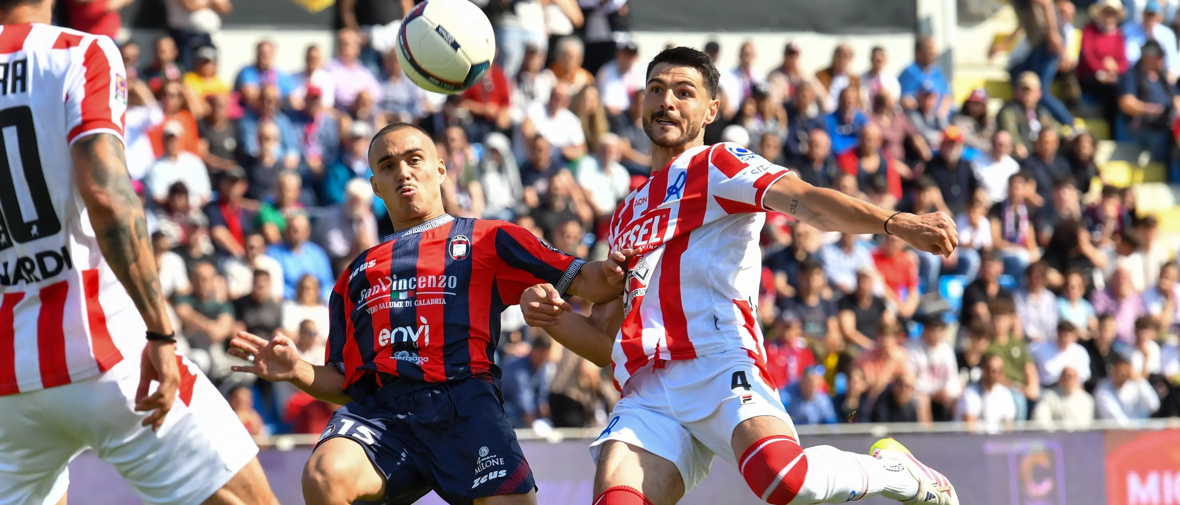 Serie C, nessun miracolo per il Crotone che contro il Vicenza perde (1-0) anche il ritorno: pitagorici fuori dai play off\n