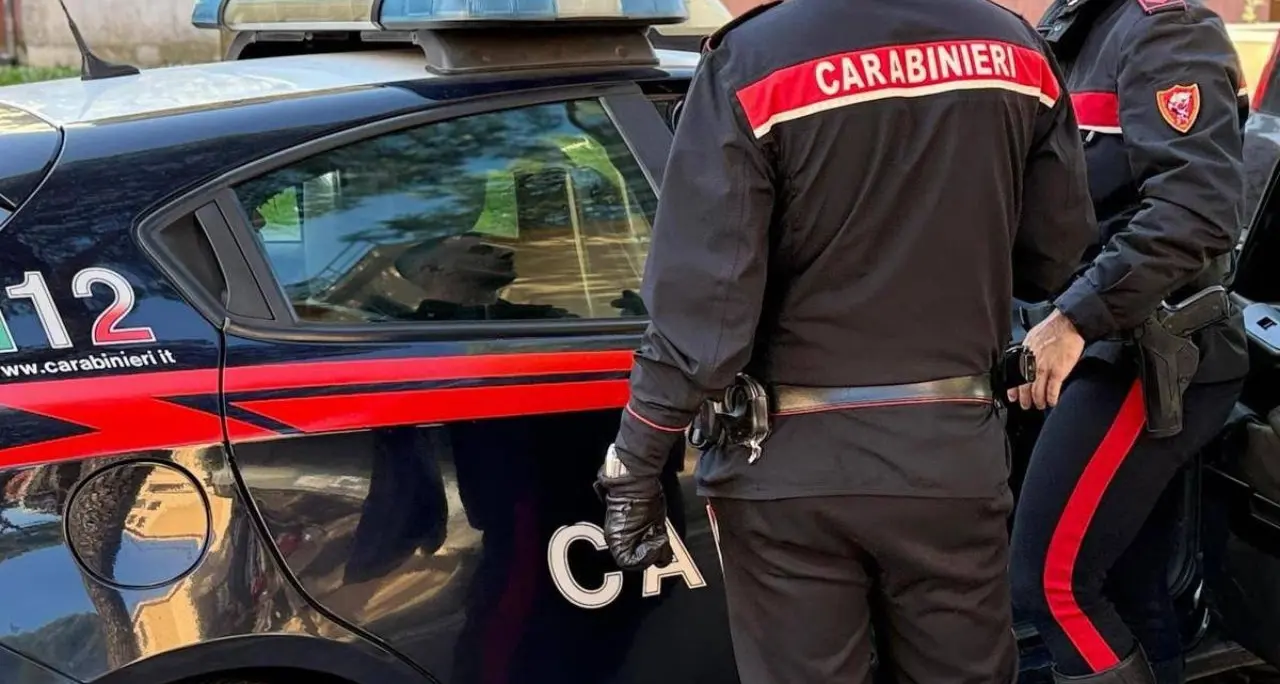 Mirto Crosia, spacciano un crocifisso per oro e tentano di truffare un negoziante: coppia arrestata\n
