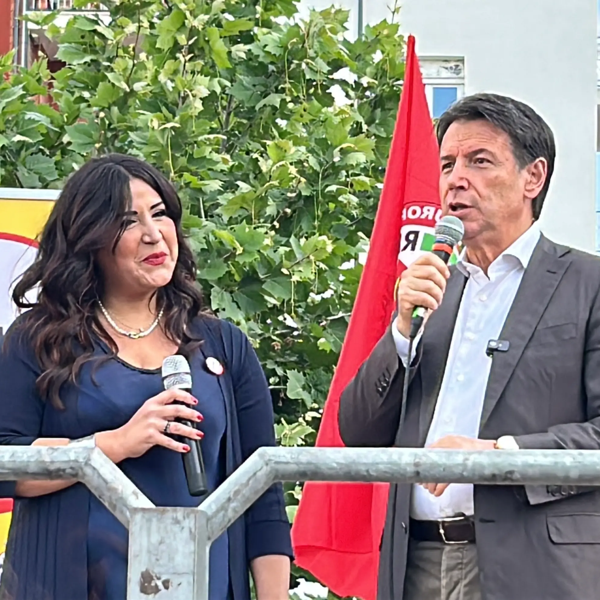 Conte a Rende: «Sul Ponte Mattarella esercita le sue prerogative. Il M5S non fa il campo largo tanto per farlo»\n