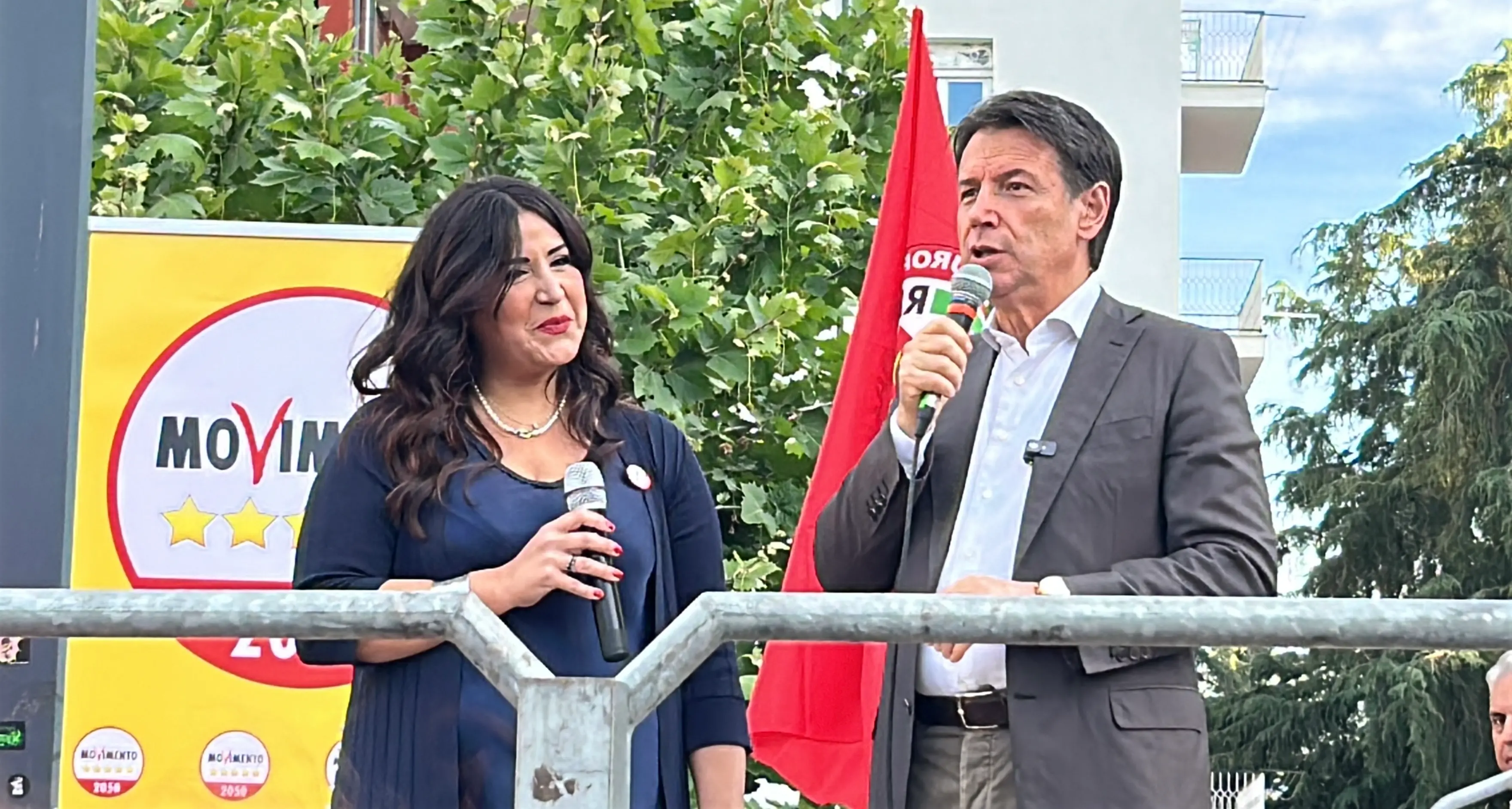 Conte a Rende: «Sul Ponte Mattarella esercita le sue prerogative. Il M5S non fa il campo largo tanto per farlo»\n