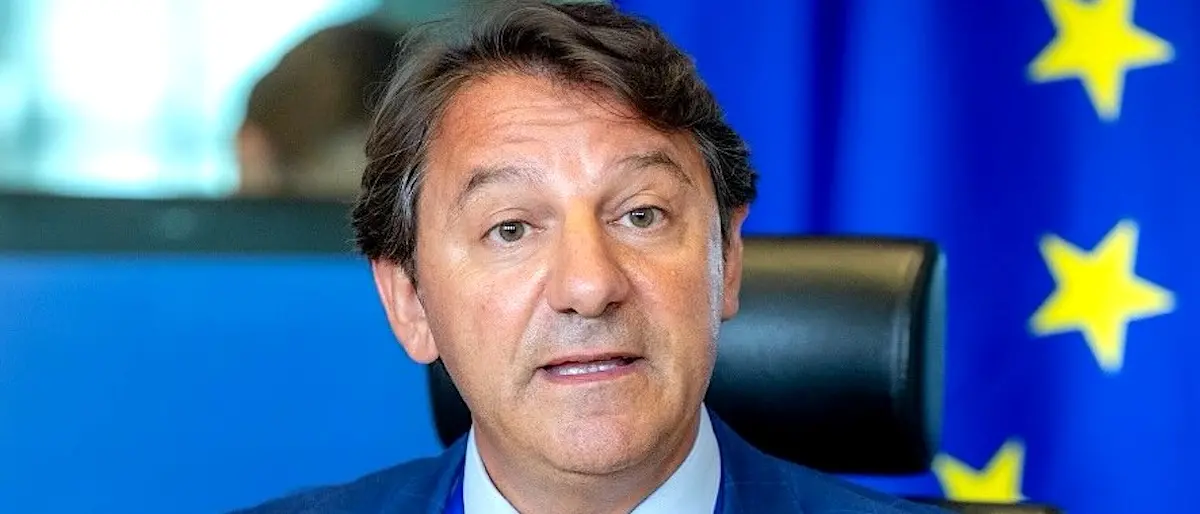 Sanità, l’allarme di Tridico (M5s): «In Calabria le\u00A0strutture finanziate dal Pnrr\u00A0rischiano di restare sulla carta, intervenga il Governo»