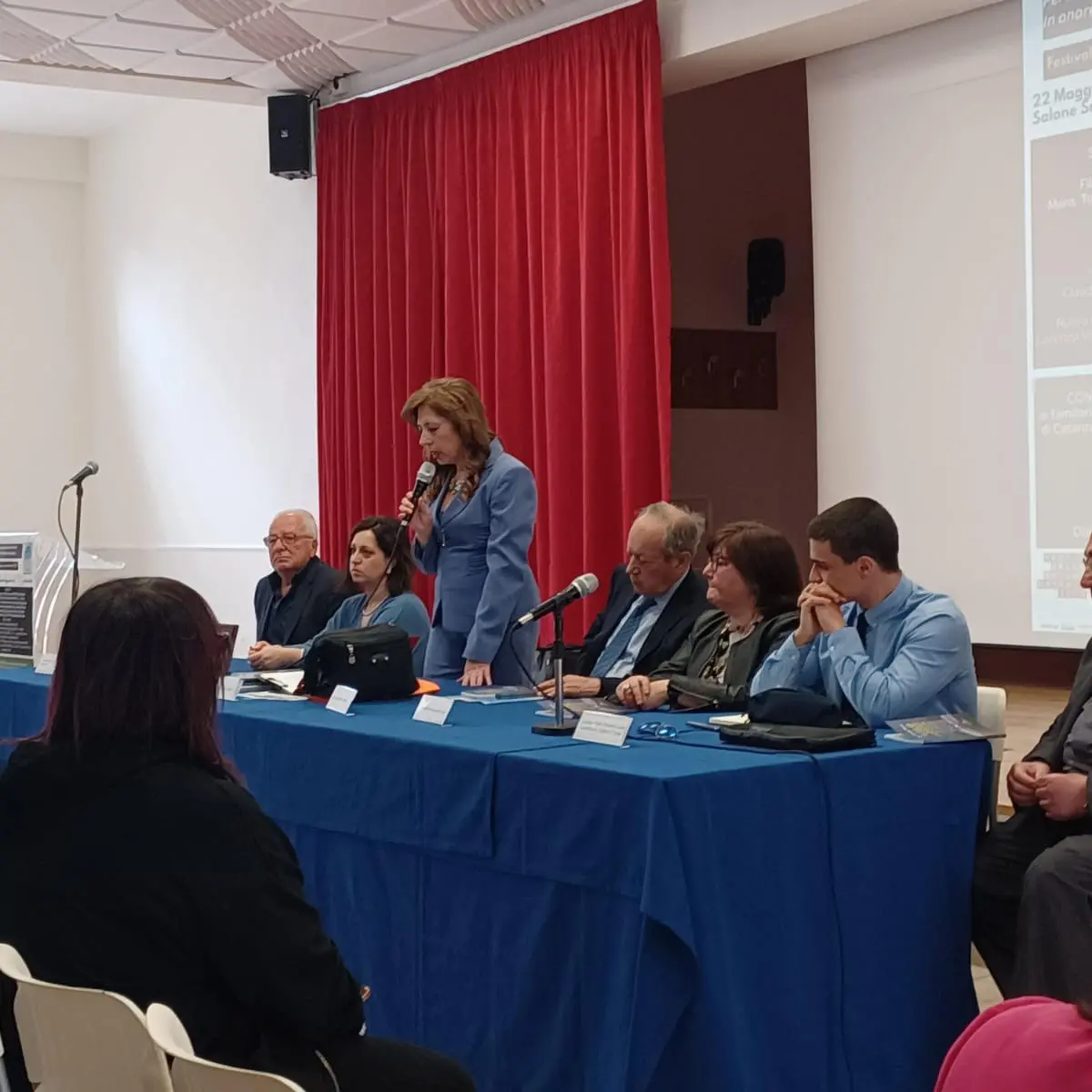 Lamezia, AIParC ricorda Vittorio Daniele nel festival ASviS: studenti protagonisti della sostenibilità\n