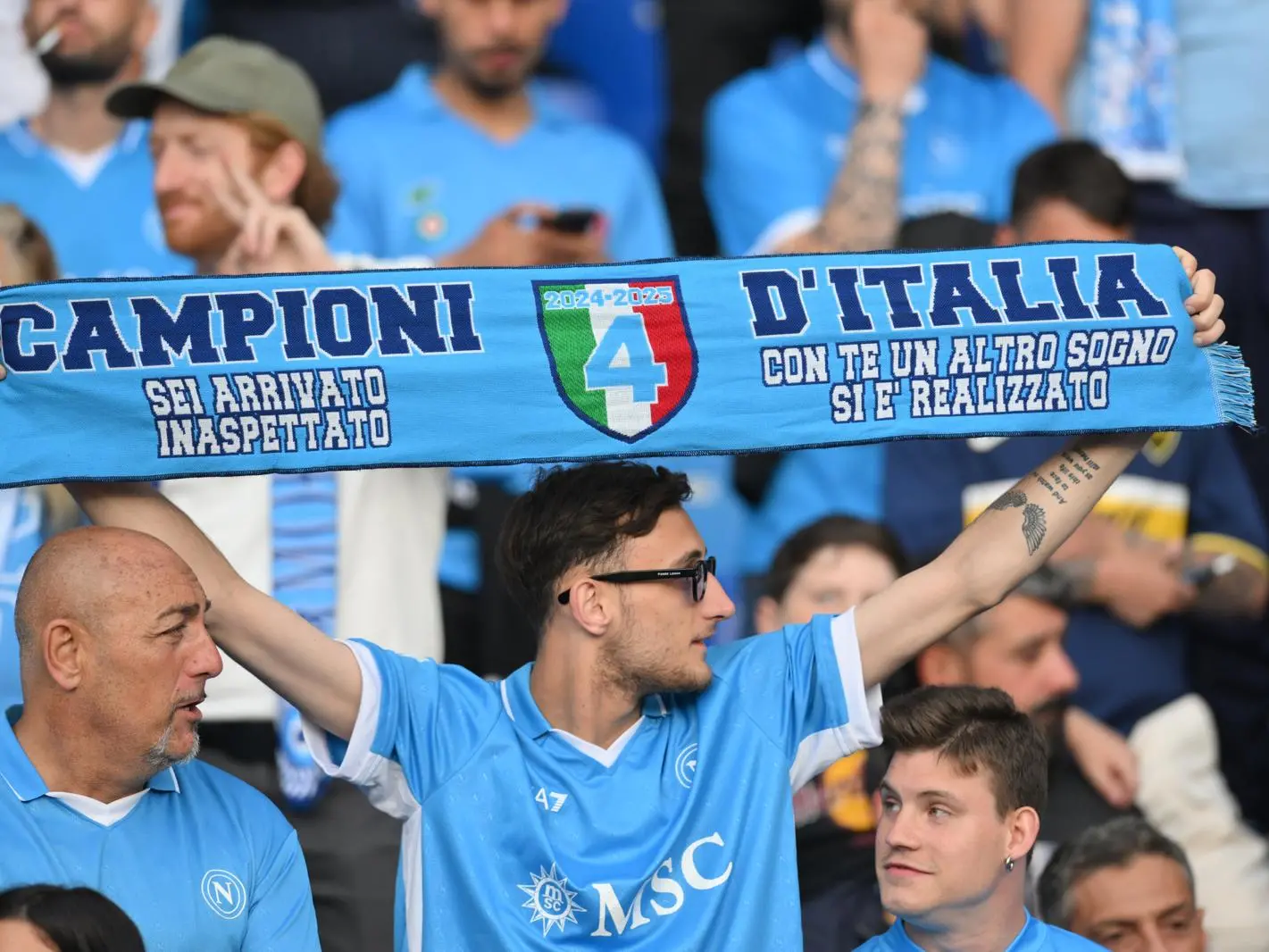 Serie A, Napoli impazzisce di gioia tricolore: azzurri Campioni d'Italia per la quarta volta