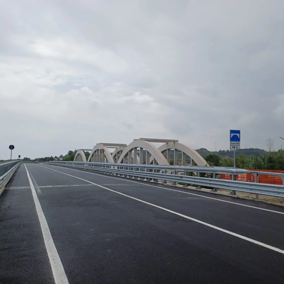 Monasterace, aperto al traffico il nuovo ponte sul fiume Assi sulla Ss 106\n