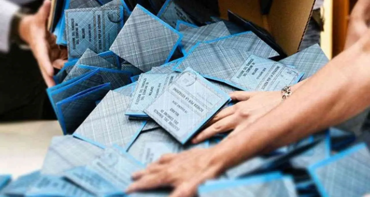 Calabria al voto, Rende e Lamezia valgono più di un sindaco: è\u00A0l’antipasto delle Regionali\n