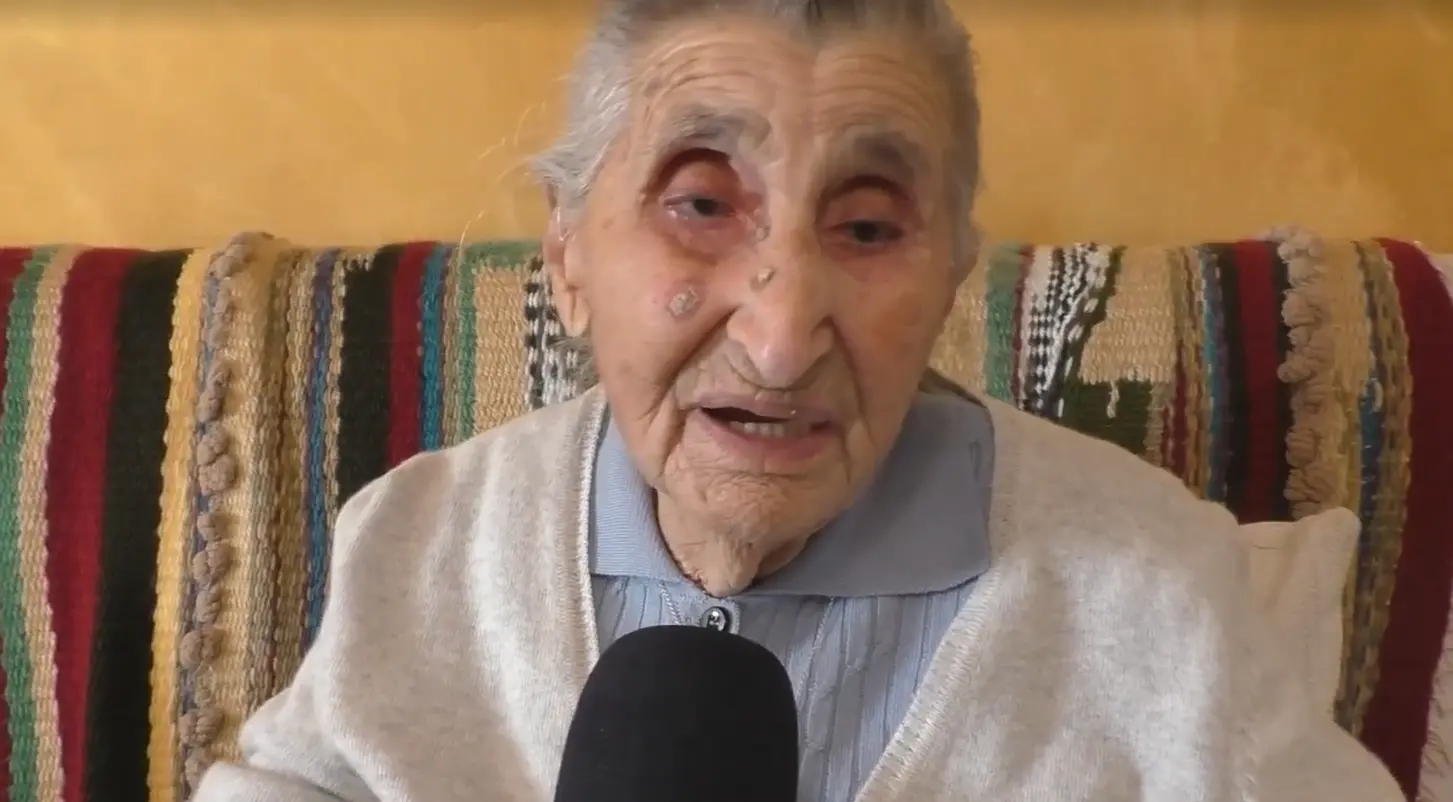 I cento anni di nonna Maria, custode della Calabria greca: «Combatterò fino\u00A0all’ultimo per salvare questa lingua»\n