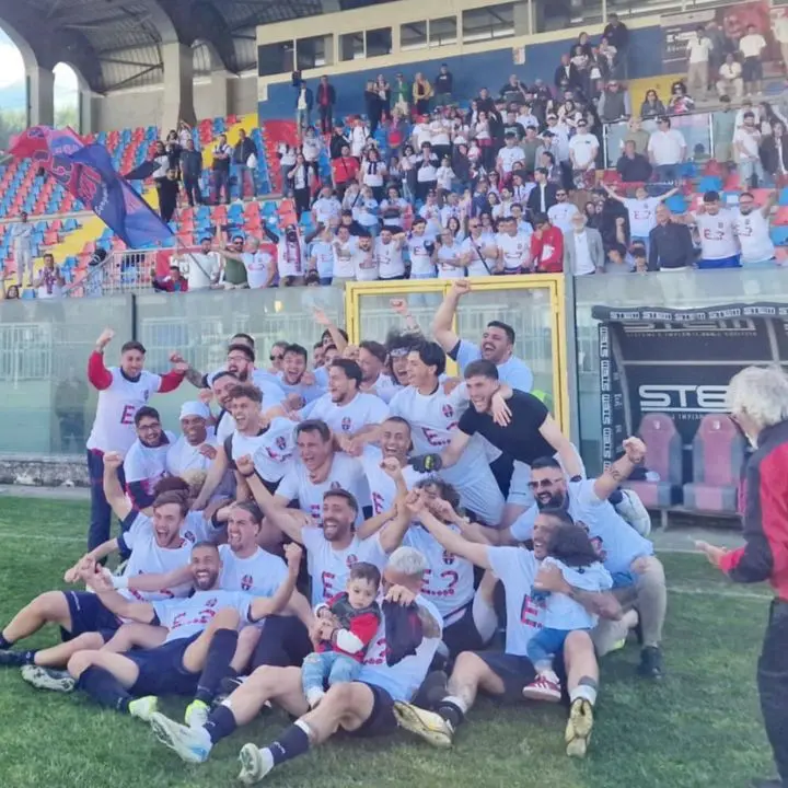 DB Rossoblù Luzzi in festa per l’Eccellenza, Gencarelli sogna in grande: «Adesso nel mirino c'è la Serie D»\n